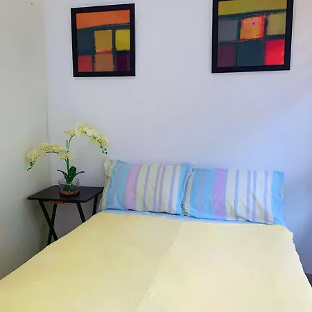 Cool Suites Unit With Free Basement Parking, Netflix, Disney Plus